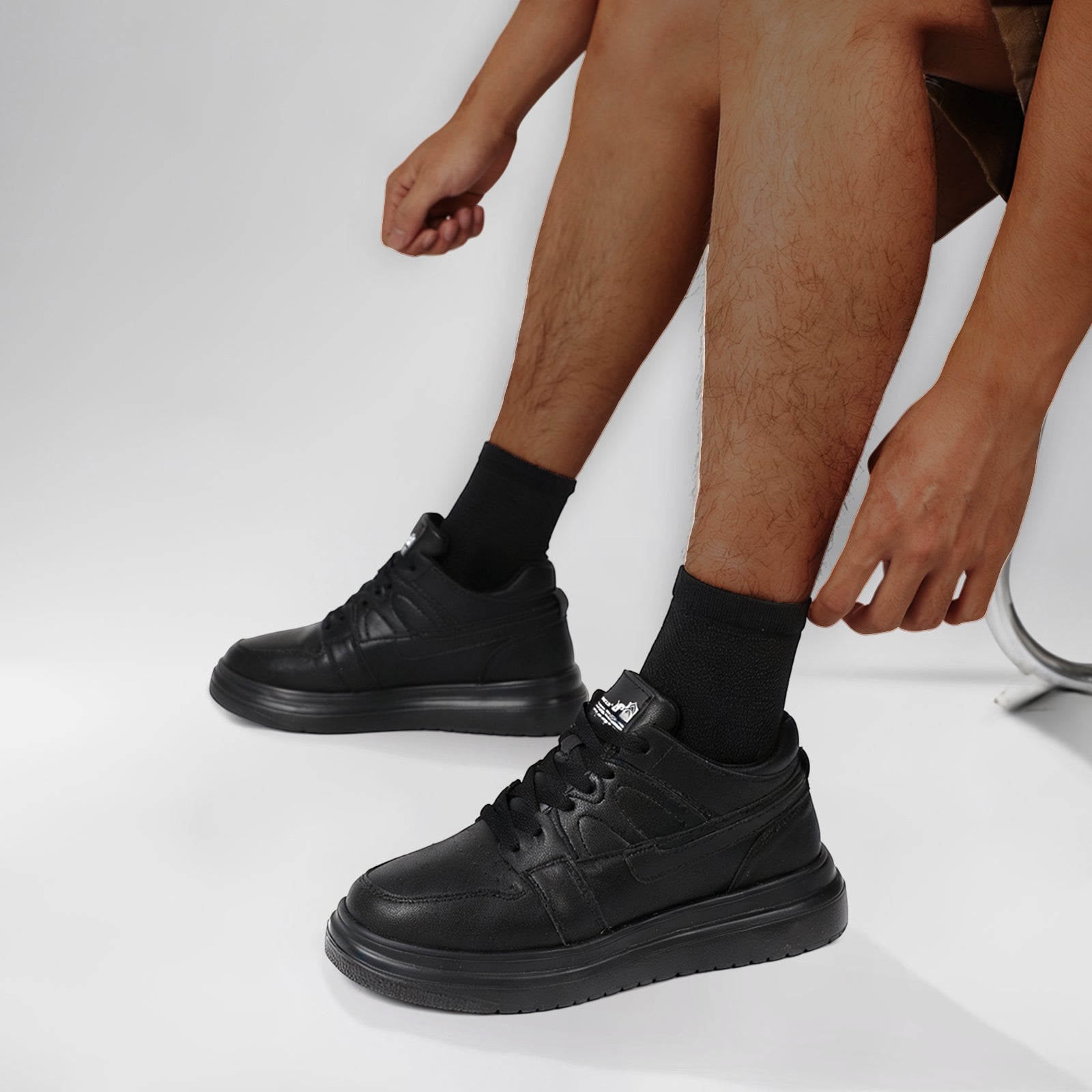Clix™ Unisex Elevator Shoes - Boost Height by 7cm Instantly